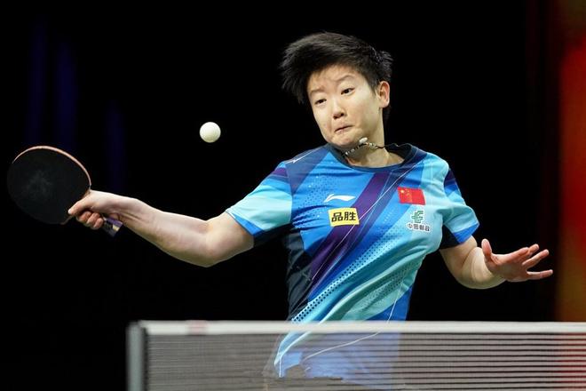 出截然不同 出截然不同