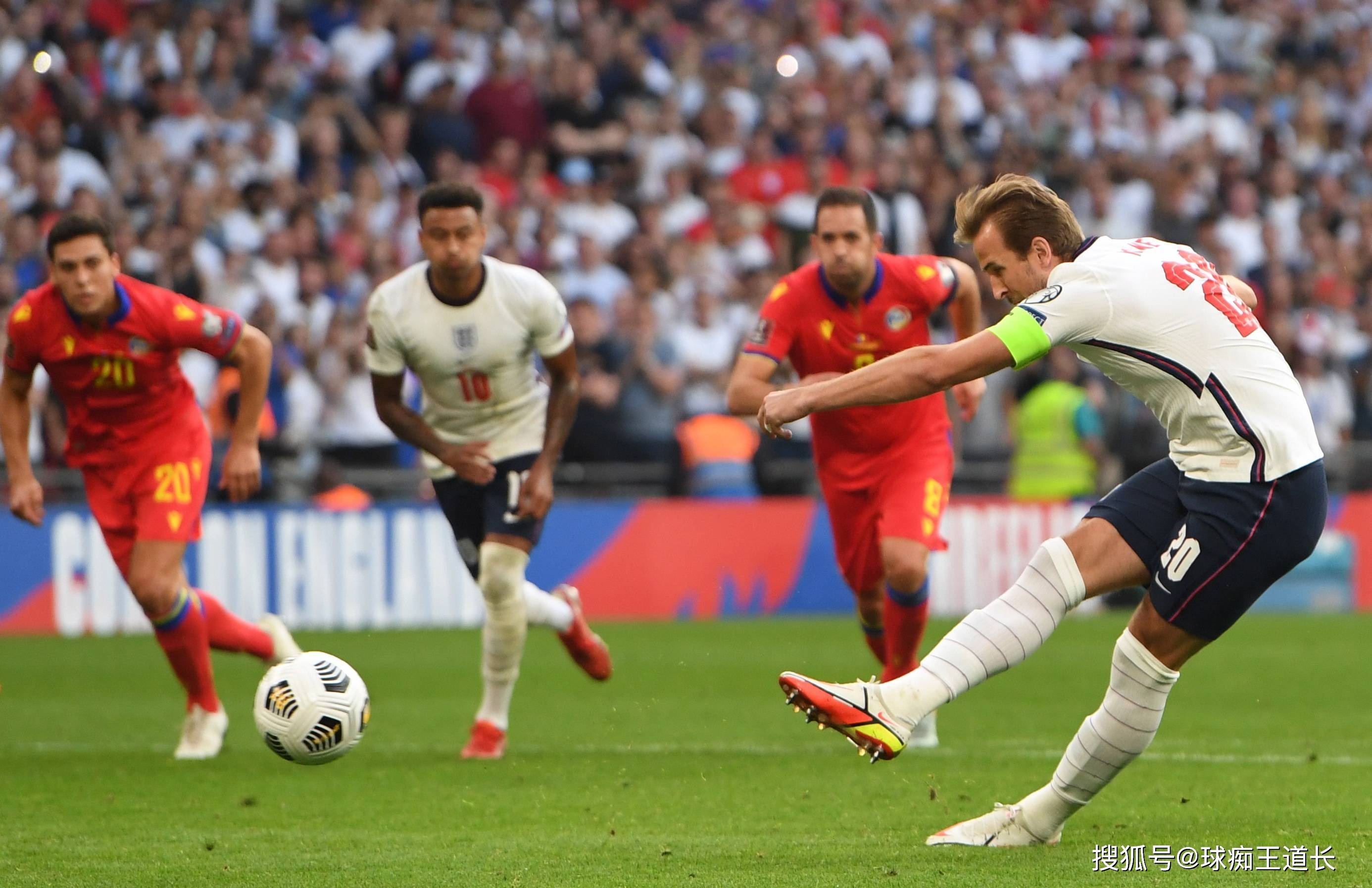 表现出更多 表现出更多