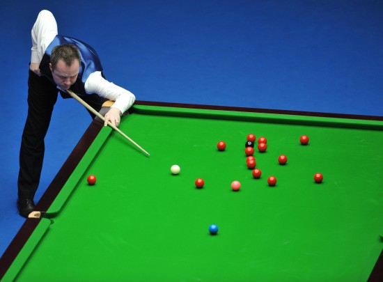 他们通过默 他们通过默