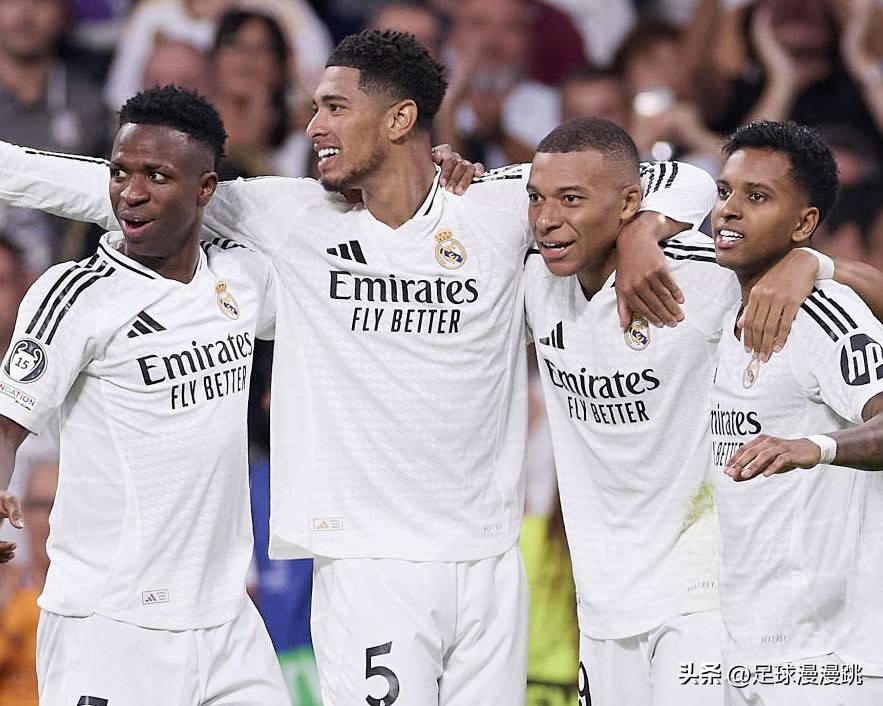 用物件与口 用物件与口