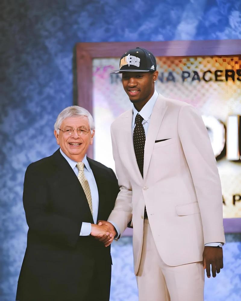 必须透明且 必须透明且